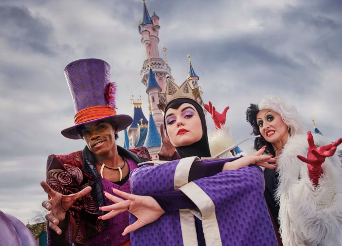 Combo (Save 6%): Disneyland® Paris Tickets + Seine River Cruise
